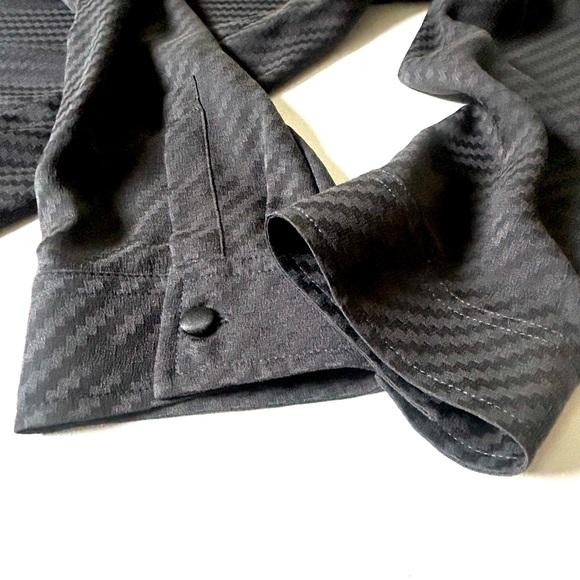 Armani Collezioni silk blouse - Picture 4 of 11